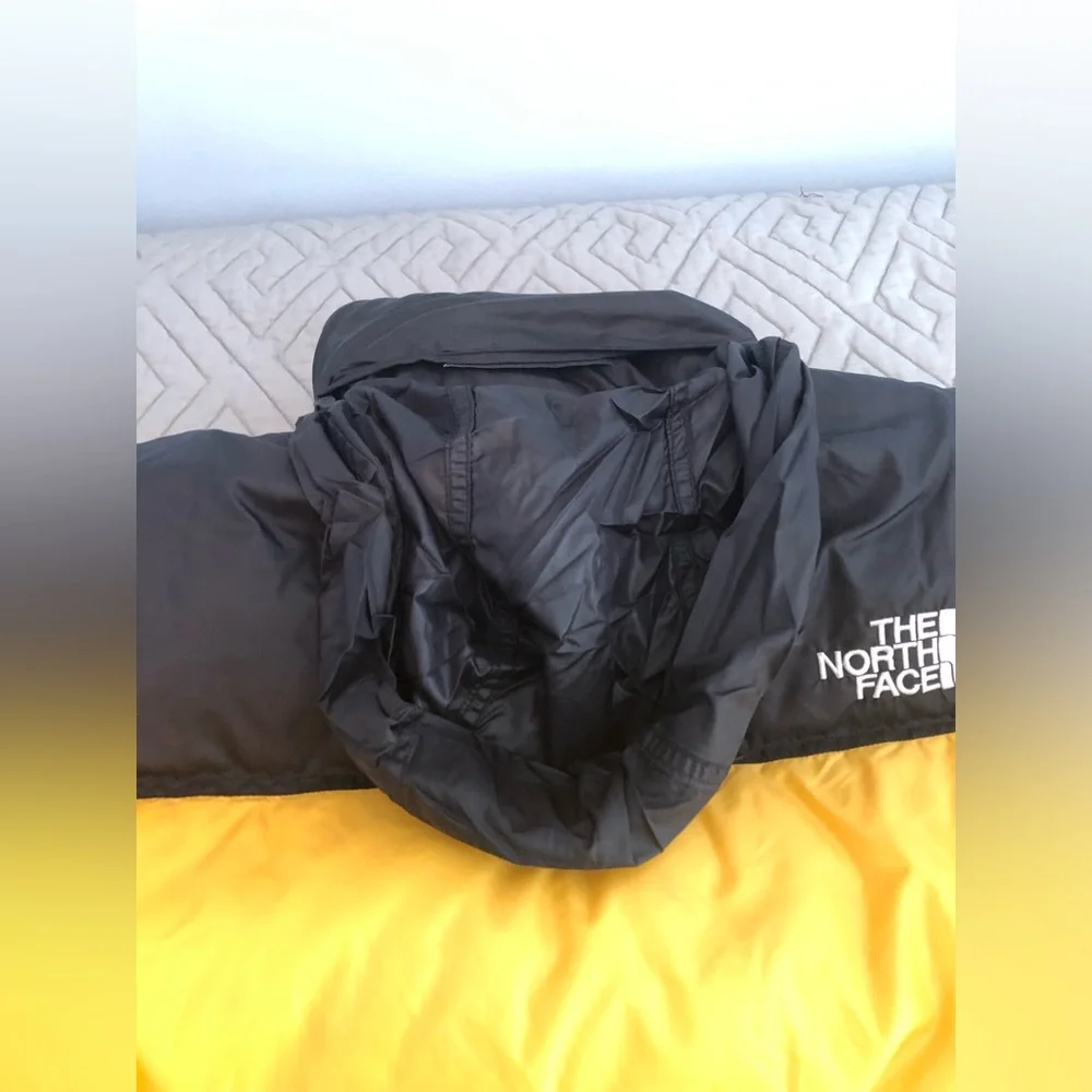 Mens north face nuptse jacket